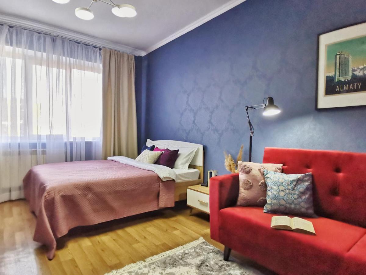 Appartamento Квартира Коктобе С Видом На Горы Almaty Esterno foto